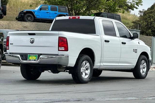 2022 Ram 1500 Classic SLT Crew Cab 4x2 5'7" Box