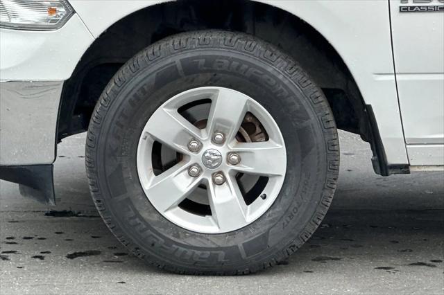 2022 Ram 1500 Classic SLT Crew Cab 4x2 5'7" Box