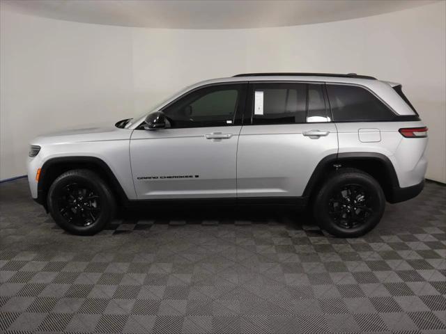2026 Jeep Grand Cherokee Altitude 4x4