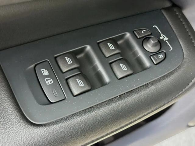 2025 Volvo S60 B5 Plus
