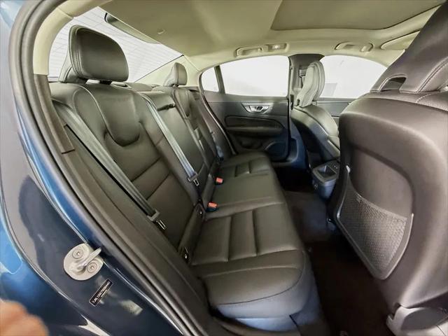 2025 Volvo S60 B5 Plus