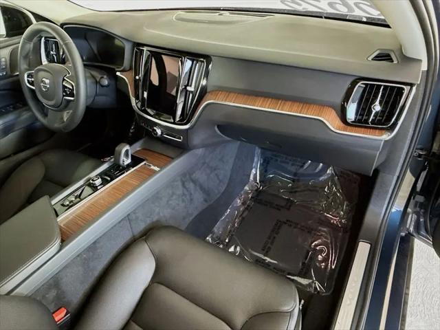 2025 Volvo S60 B5 Plus