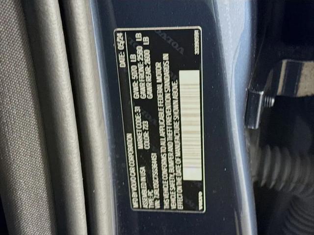 2025 Volvo S60 B5 Plus