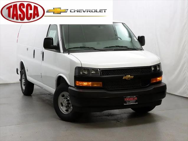 2026 Chevrolet Express Cargo Van 2500 Regular Wheelbase, WT, RWD for sale in Wheeling, IL