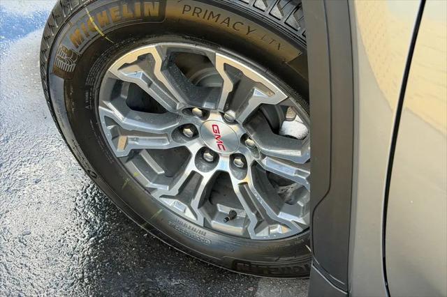 2026 GMC Sierra 1500 Crew Cab, Short Bed, SLT, 4WD