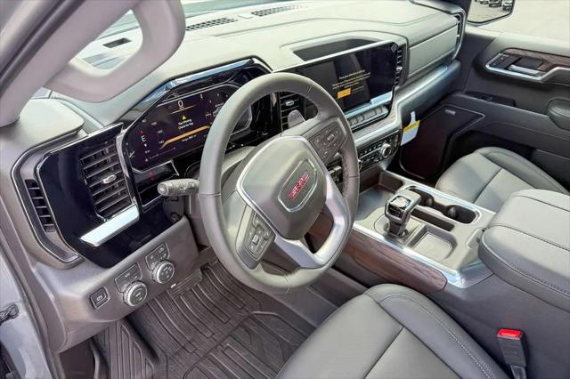 2026 GMC Sierra 1500 Crew Cab, Short Bed, SLT, 4WD