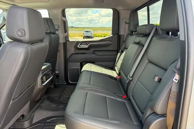2026 GMC Sierra 1500 Crew Cab, Short Bed, SLT, 4WD