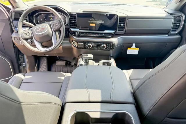 2026 GMC Sierra 1500 Crew Cab, Short Bed, SLT, 4WD