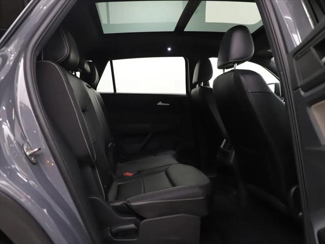 2022 Volkswagen Atlas Cross Sport 3.6L V6 SEL R-Line