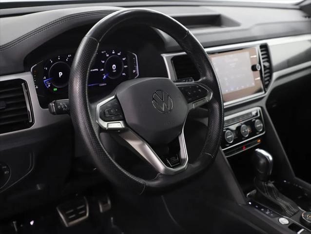 2022 Volkswagen Atlas Cross Sport 3.6L V6 SEL R-Line