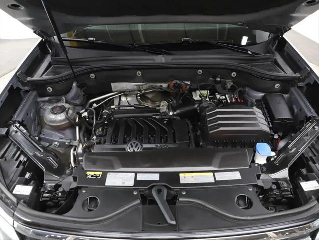 2022 Volkswagen Atlas Cross Sport 3.6L V6 SEL R-Line