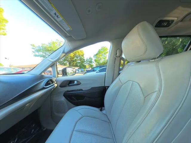 2021 Chrysler Voyager LXI