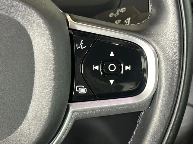 2022 Volvo XC90 Recharge T8 Inscription Expression 6 Passenger