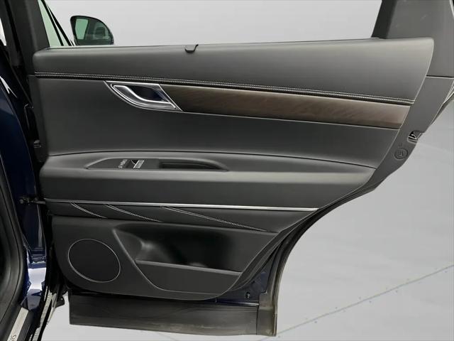 2024 Genesis GV80 2.5T AWD