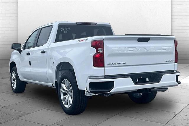 2026 Chevrolet Silverado 1500 4WD Crew Cab Short Bed Custom