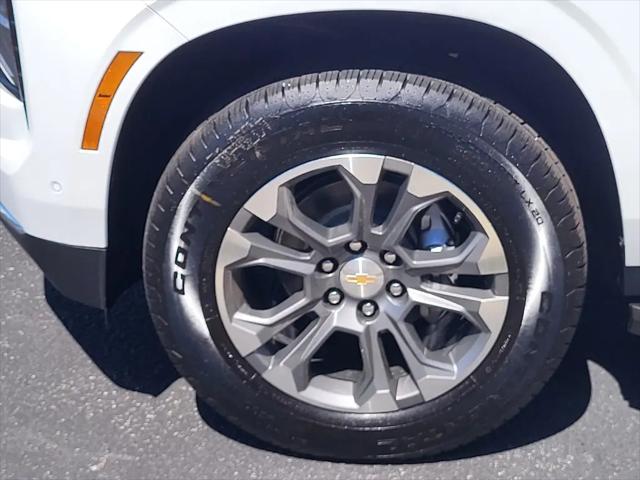 2026 Chevrolet Suburban LT, RWD