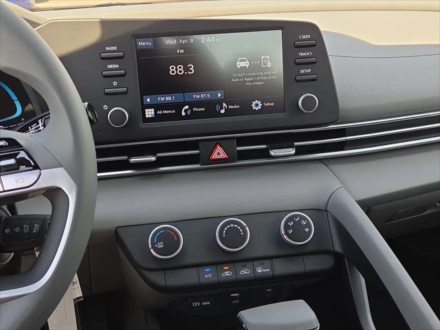 2026 Hyundai Elantra SE