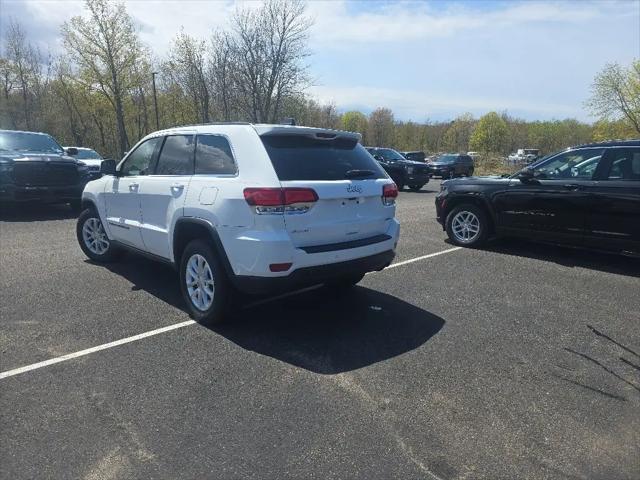 2022 Jeep Grand Cherokee Laredo E 4x4