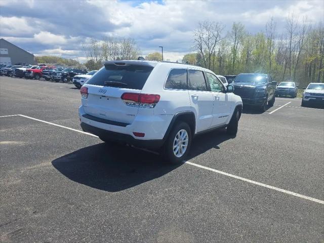2022 Jeep Grand Cherokee Laredo E 4x4