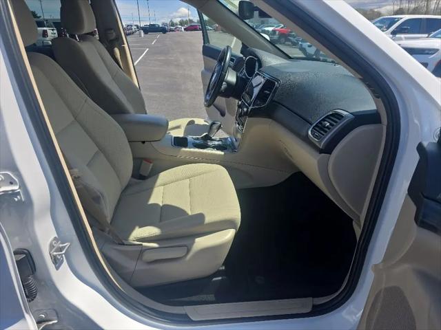 2022 Jeep Grand Cherokee Laredo E 4x4