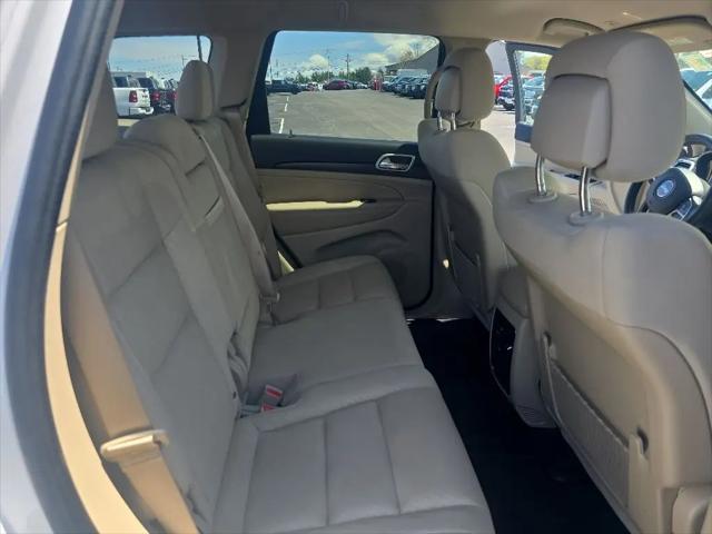 2022 Jeep Grand Cherokee Laredo E 4x4