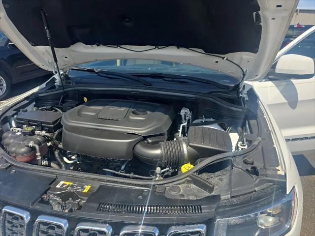 2022 Jeep Grand Cherokee Laredo E 4x4
