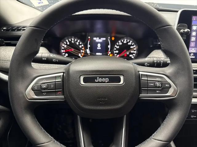 2022 Jeep Compass Latitude FWD