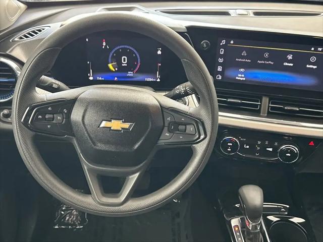 2025 Chevrolet Trax FWD LT
