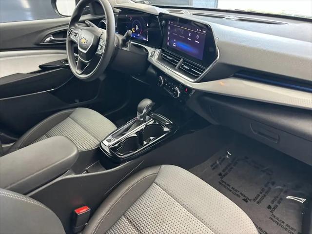 2025 Chevrolet Trax FWD LT