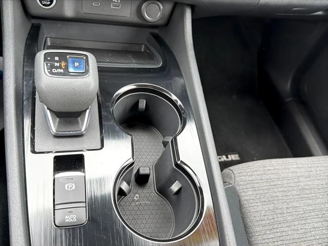 2022 Nissan Rogue SV Intelligent AWD