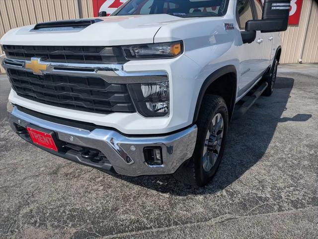 2025 Chevrolet Silverado 2500HD 4WD Crew Cab Standard Bed LT