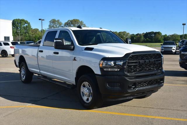 2024 Ram 2500 Tradesman Crew Cab 4x4 8' Box