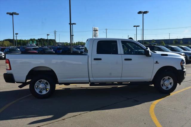 2024 Ram 2500 Tradesman Crew Cab 4x4 8' Box