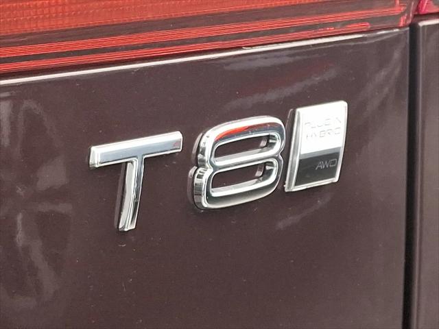 2026 Volvo XC60 Plug-In Hybrid Plus, T8 AWD Electric/Gasoline, Dark