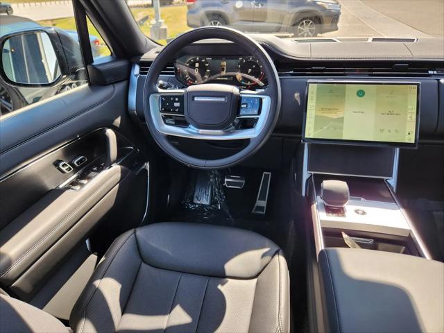2026 Land Rover Range Rover P530 SE 7 Seat
