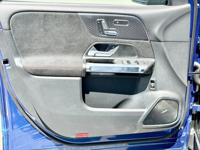 2026 Mercedes-Benz GLB 4MATIC