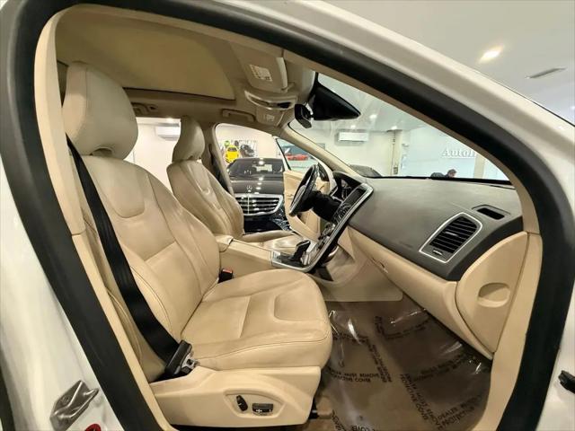 2015 Volvo XC60 T5 Premier