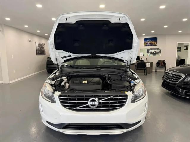 2015 Volvo XC60 T5 Premier