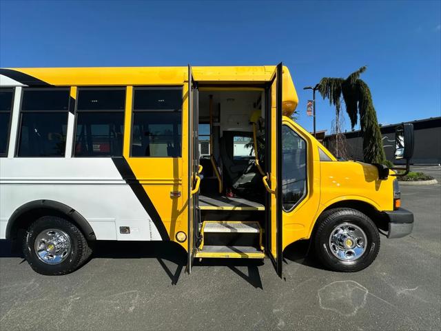 2014 Chevrolet Express Cutaway 3500