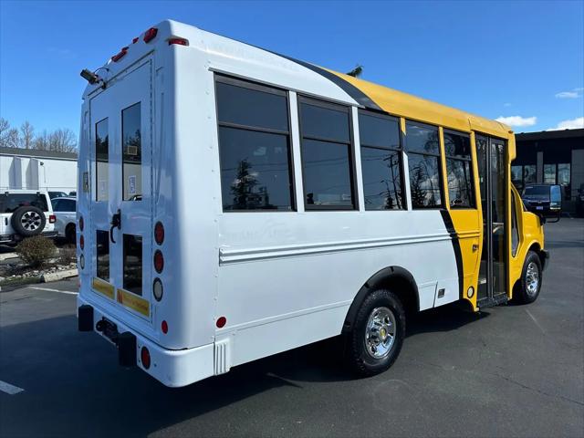 2014 Chevrolet Express Cutaway 3500