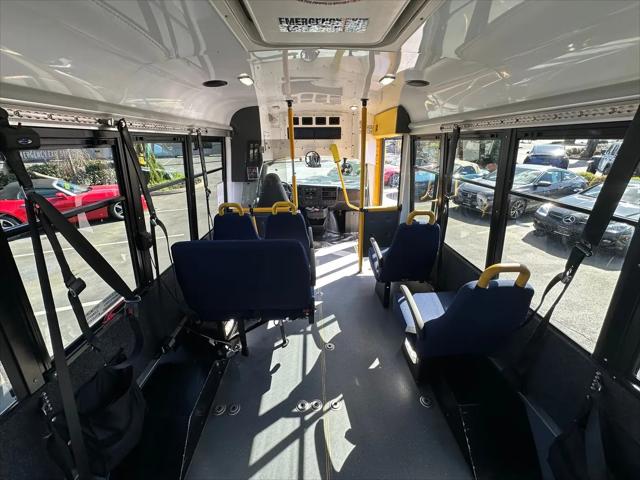 2014 Chevrolet Express Cutaway 3500
