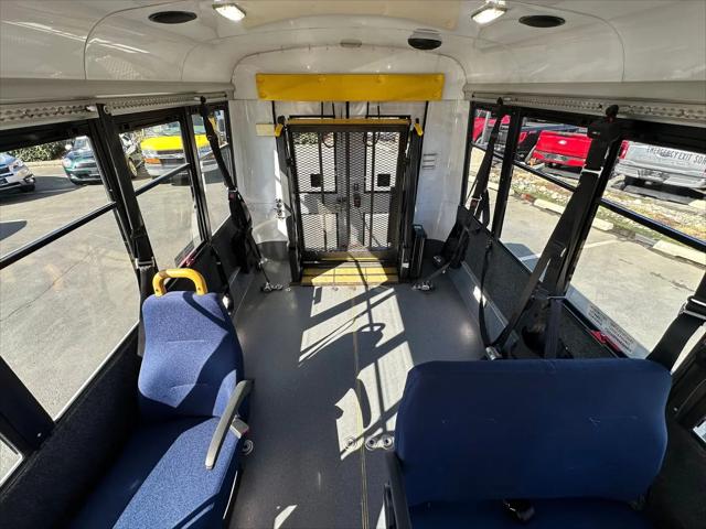 2014 Chevrolet Express Cutaway 3500