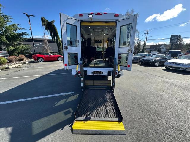 2014 Chevrolet Express Cutaway 3500