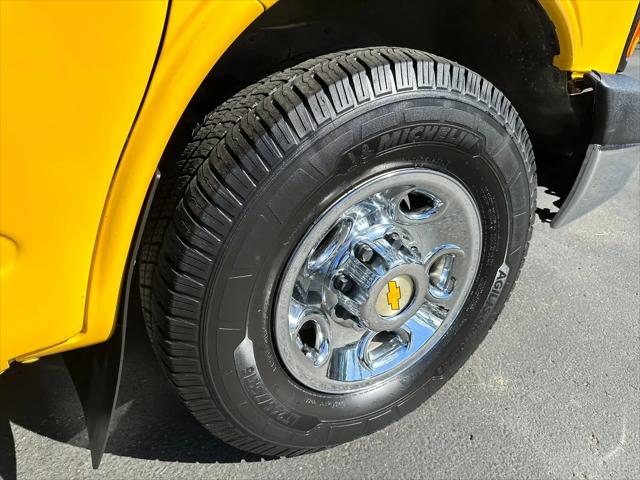 2014 Chevrolet Express Cutaway 3500