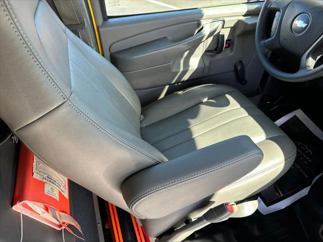 2014 Chevrolet Express Cutaway 3500