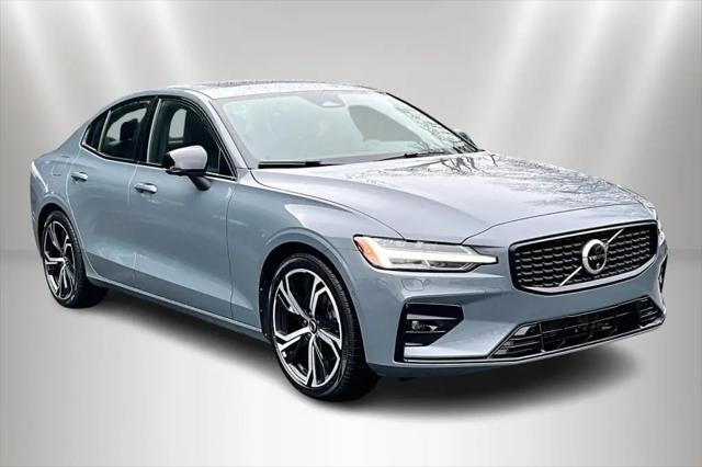 2024 Volvo S60 B5 Plus Dark Theme for sale in Stroudsburg, PA