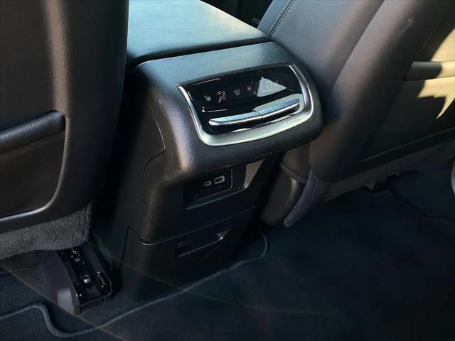 2024 Cadillac XT6 FWD Premium Luxury