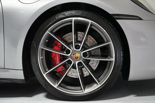 2022 Porsche 911 Carrera 4S