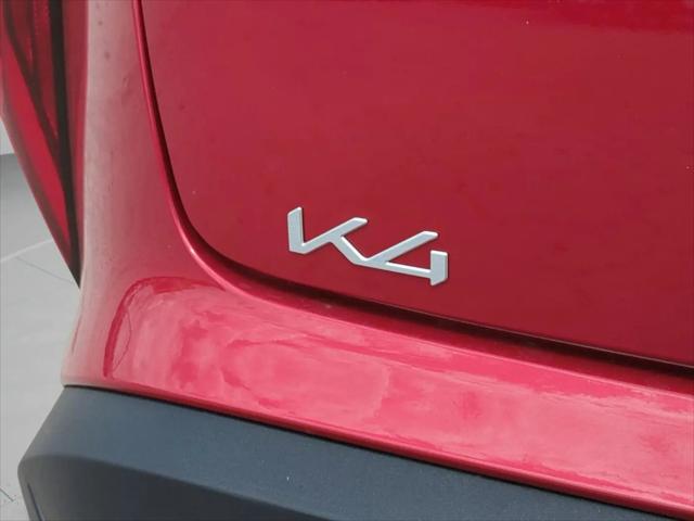2026 Kia K4 LXS