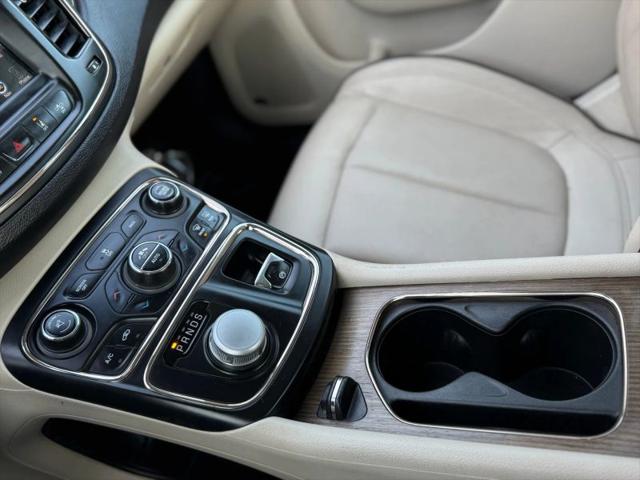 2015 Chrysler 200 C